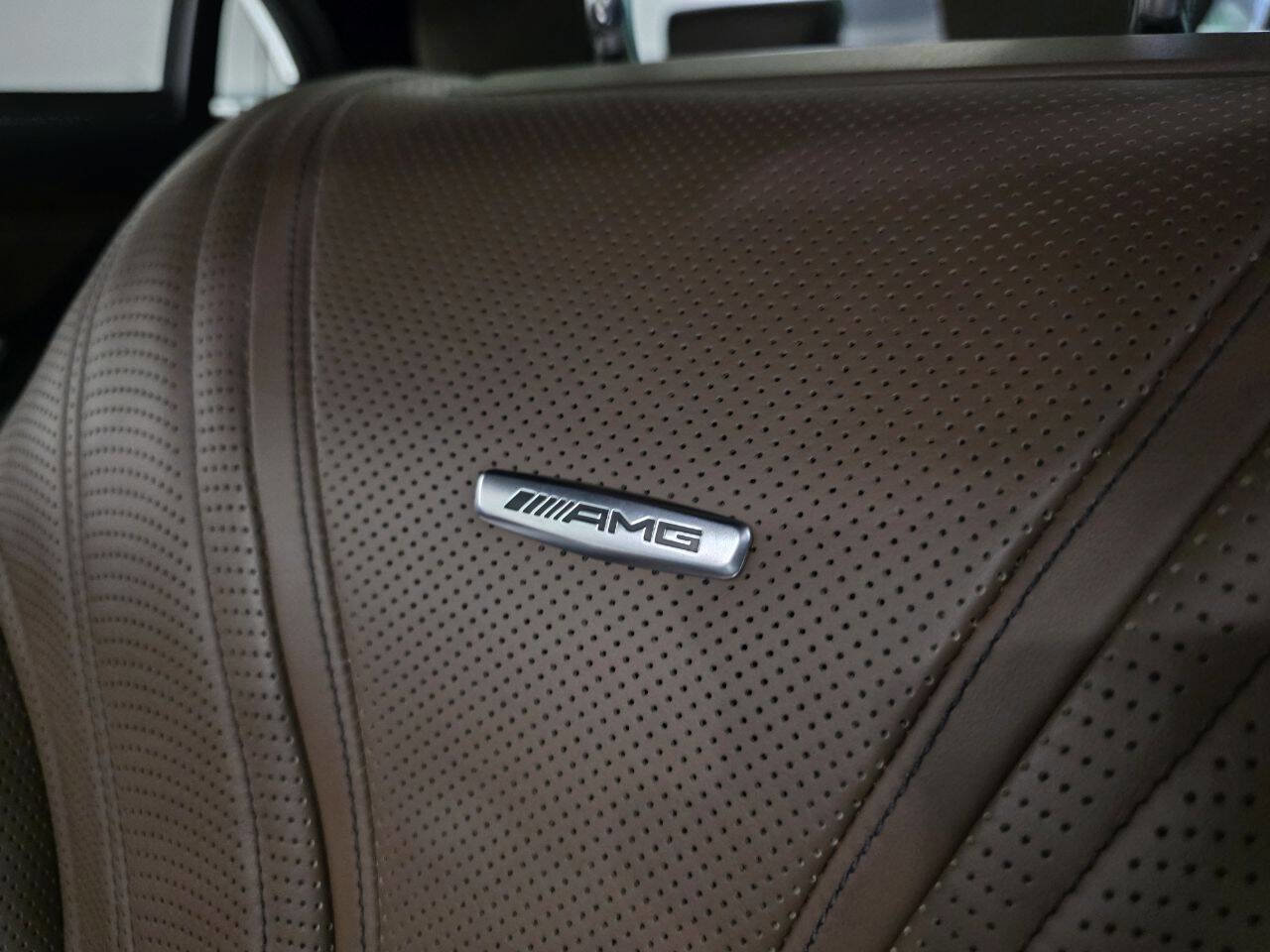 Used 2014 Mercedes-Benz S 63 AMG 4MATIC Sedan w/ Rear Seat Package image 68