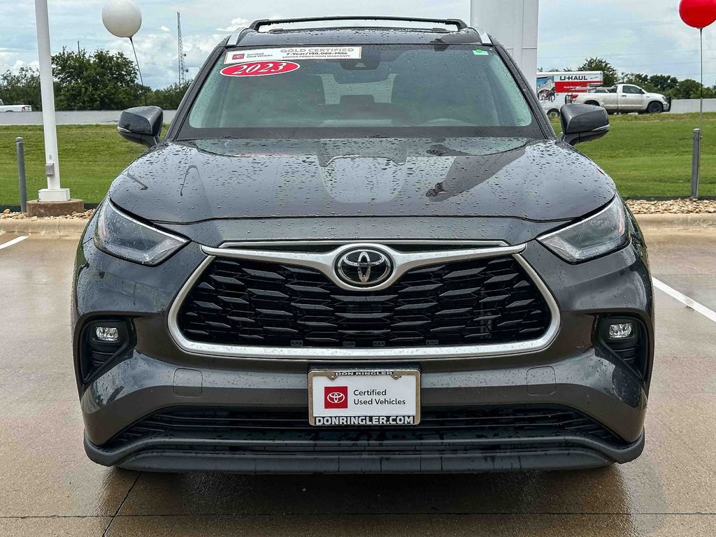 Used 2023 Toyota Highlander XLE AWD/4WD image 8