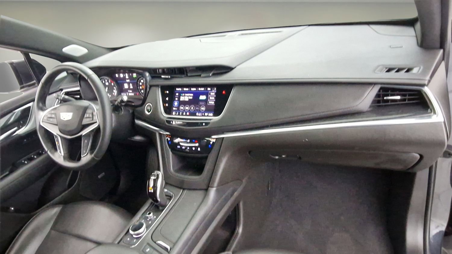 Used 2022 Cadillac XT5 Premium Luxury w/ Technology Package image 28