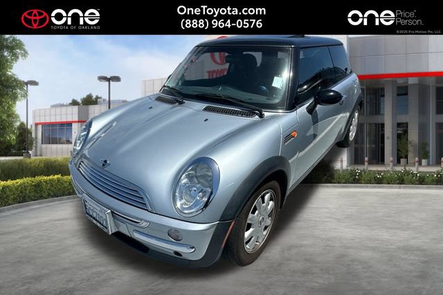 Used 2003 MINI Cooper Hardtop FWD image 1