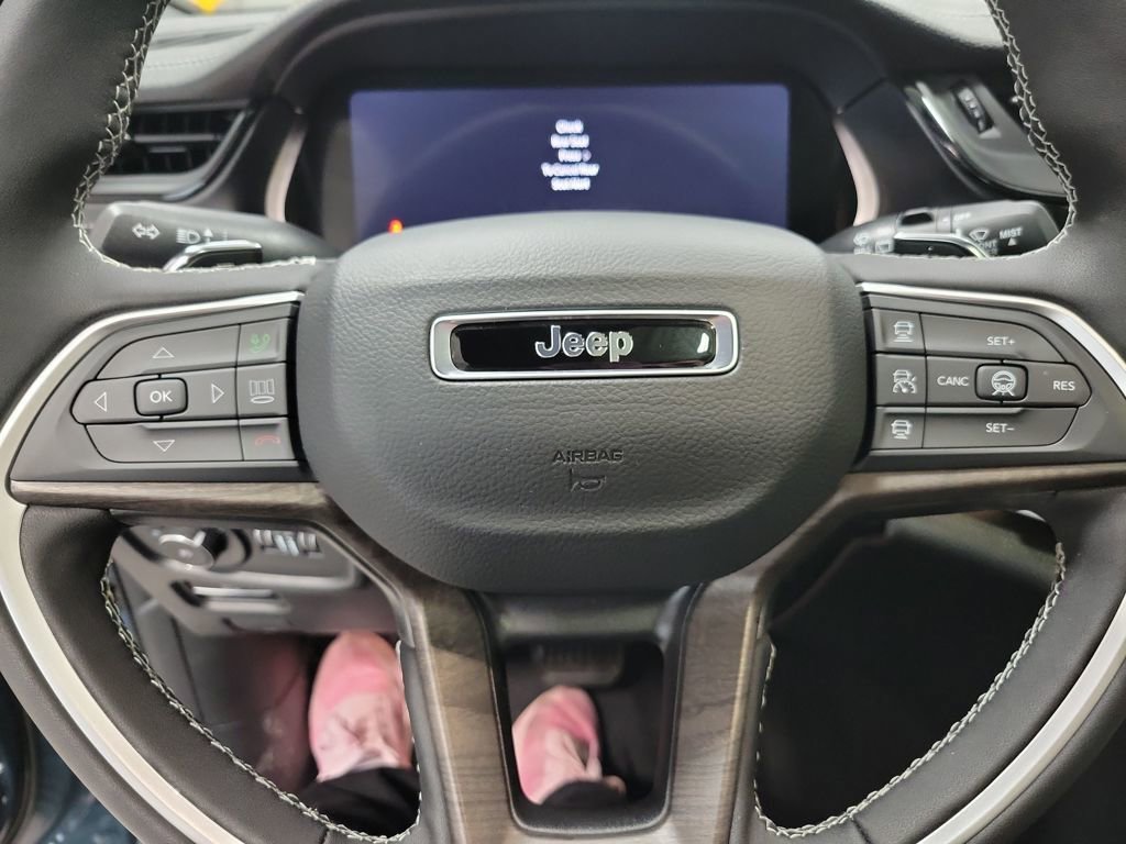 New 2026 Jeep Grand Cherokee Limited image 13