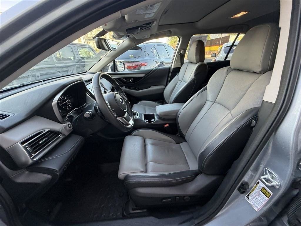 Used 2022 Subaru Outback Limited AWD/4WD image 23