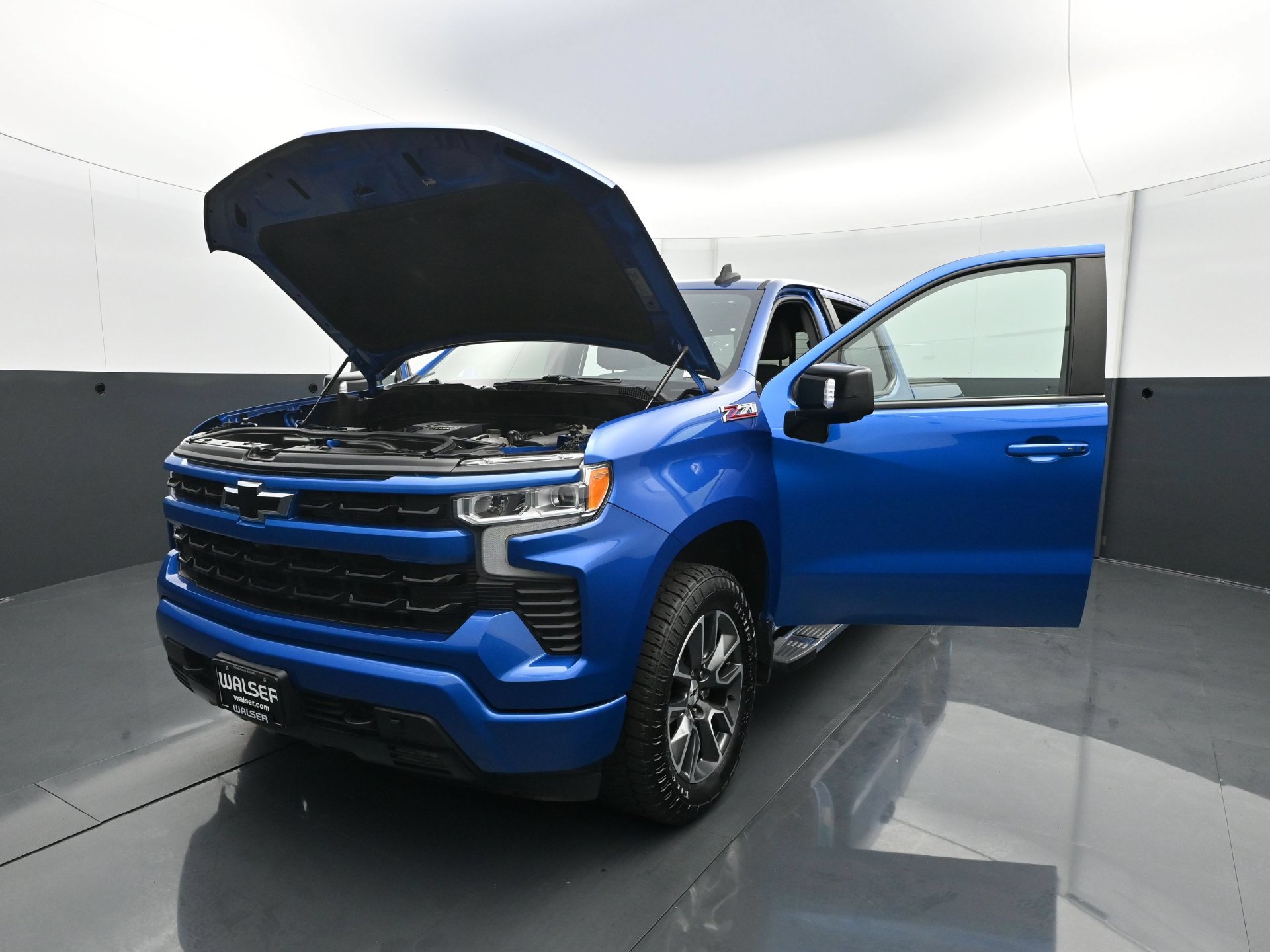 Used 2023 Chevrolet Silverado 1500 RST AWD/4WD image 29