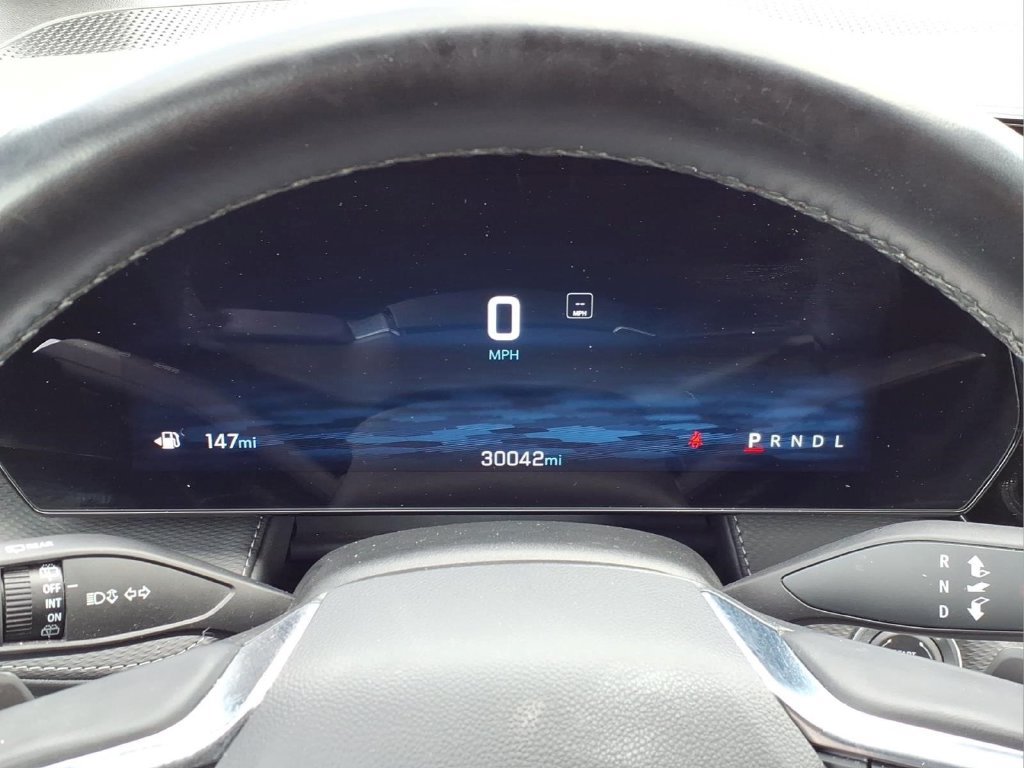Used 2025 Chevrolet Equinox LT w/ Safety and Technology Package FWD image 18