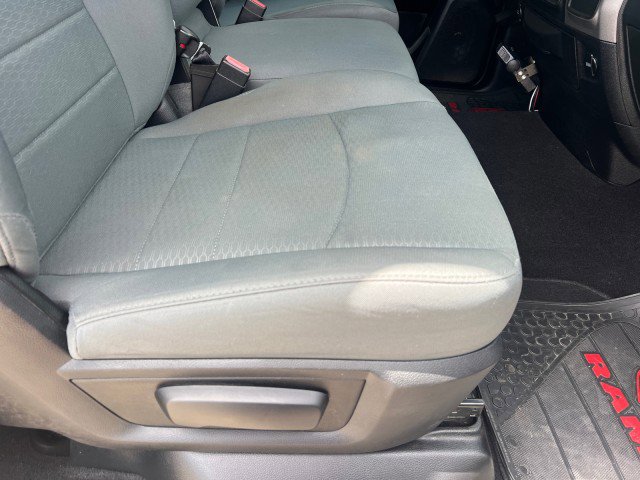 Used 2014 RAM 1500 Express image 26