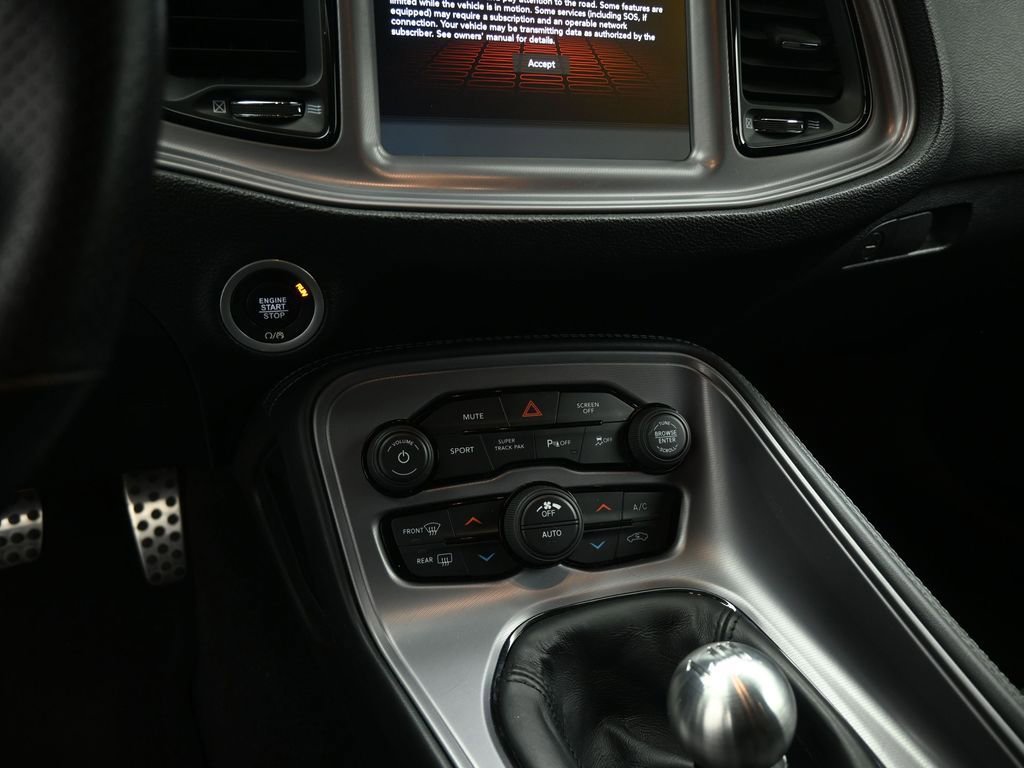 Used 2023 Dodge Challenger R/T image 16