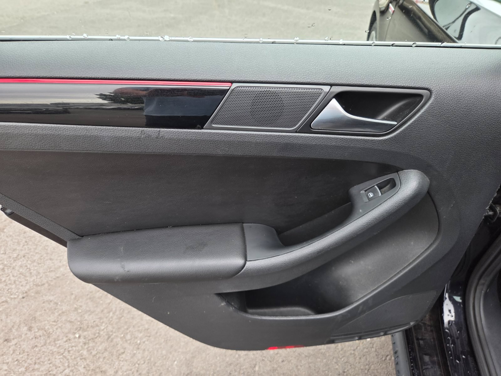 Used 2017 Volkswagen Jetta GLI FWD image 10