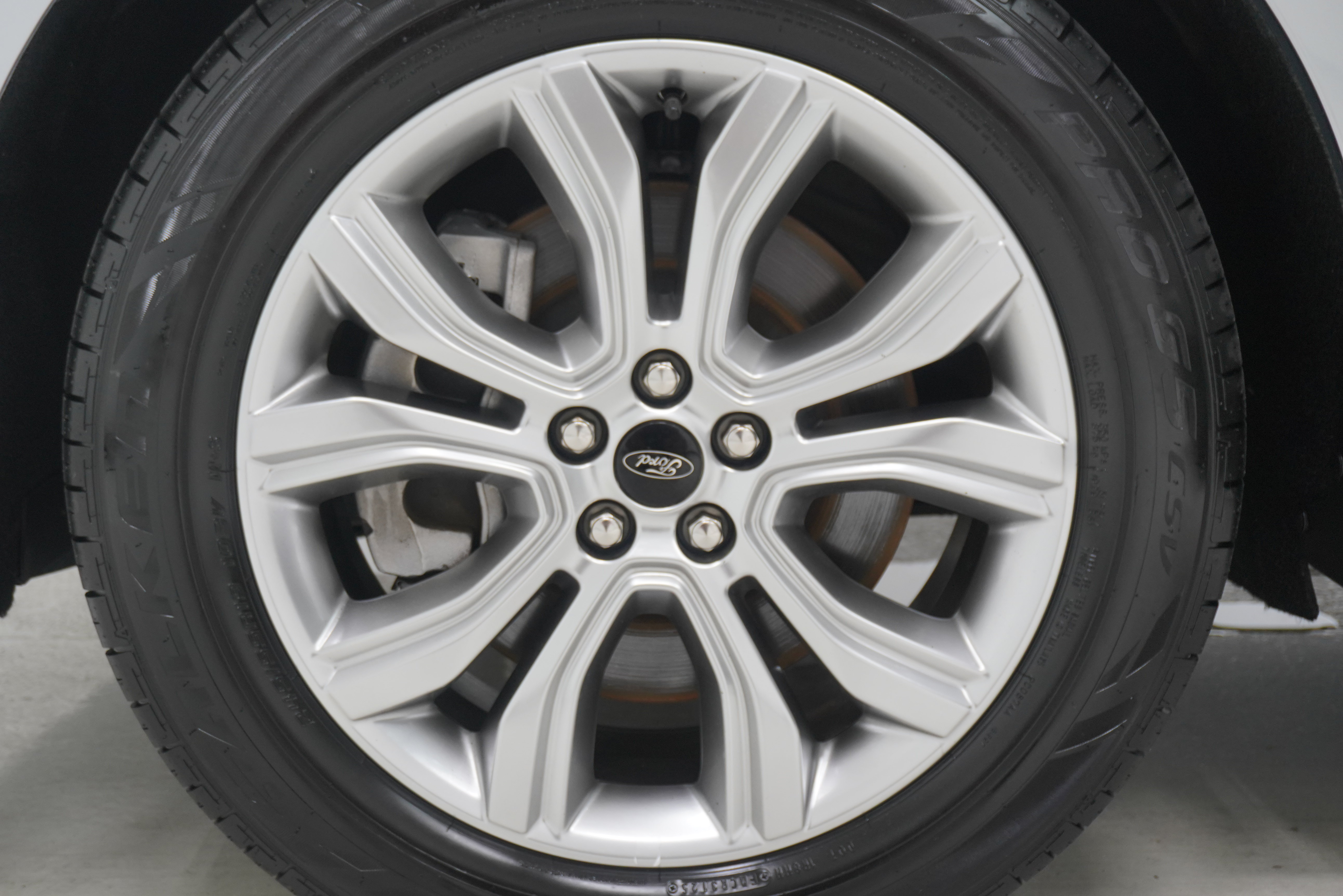 Used 2024 Ford Edge Titanium AWD/4WD image 30