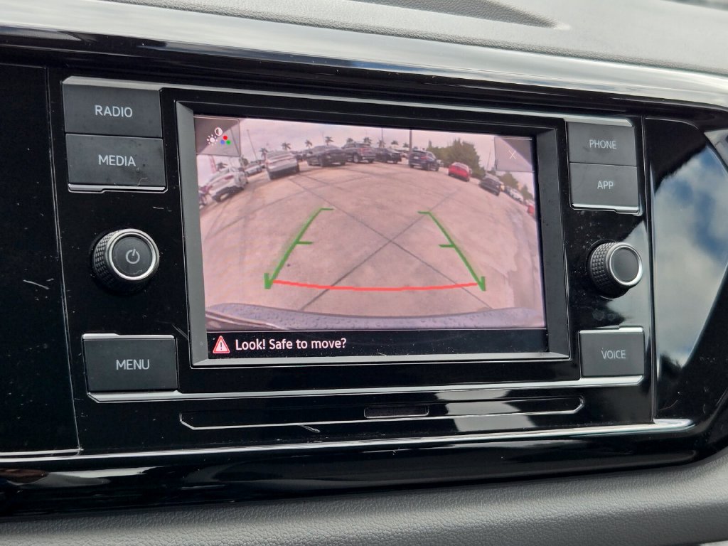 Certified 2023 Volkswagen Taos S FWD image 18