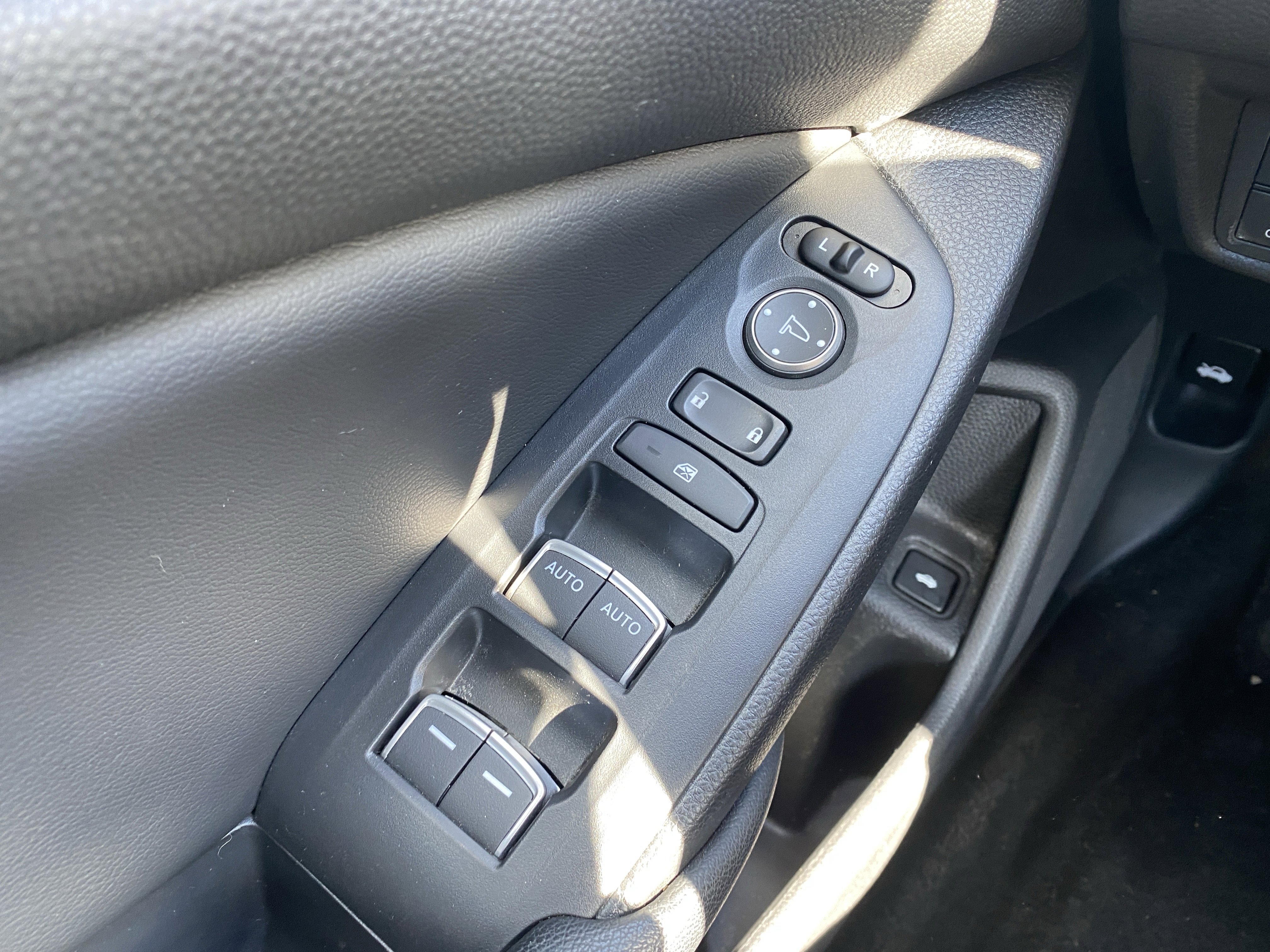 Used 2018 Honda Accord LX image 20