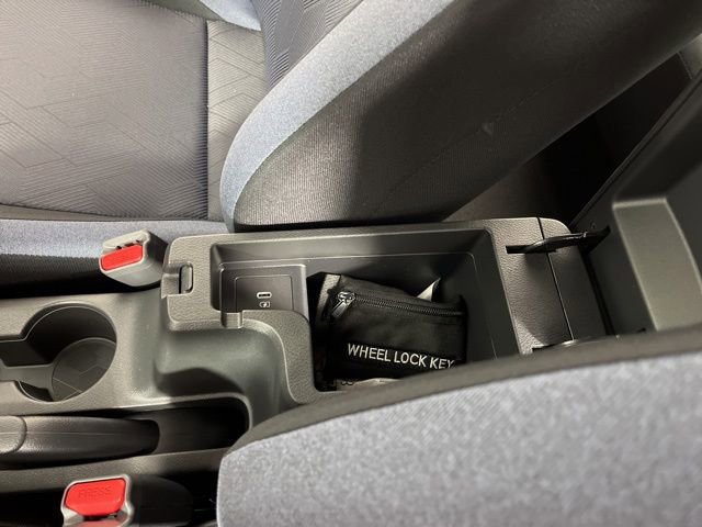 New 2025 Nissan Versa SV w/ Trunk Package image 28