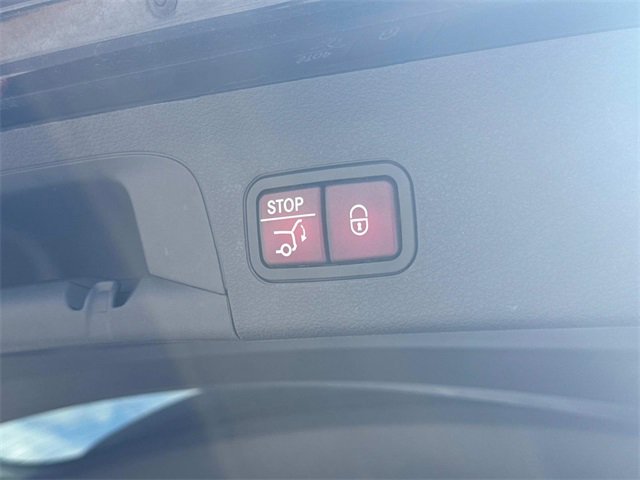 Used 2021 Mercedes-Benz GLS 450 4MATIC image 15