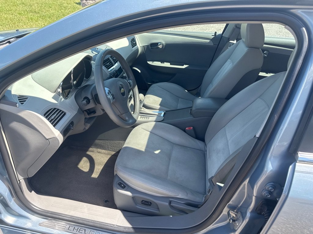 Used 2009 Chevrolet Malibu LT w/ Premium Audio Package FWD image 30
