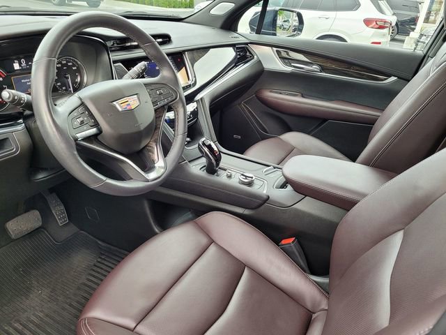 Used 2024 Cadillac XT6 Premium Luxury image 10