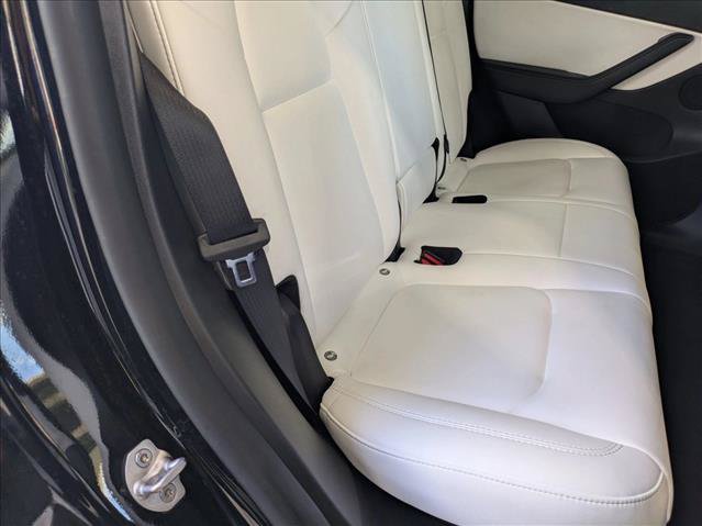 Used 2022 Tesla Model Y Performance AWD/4WD image 19