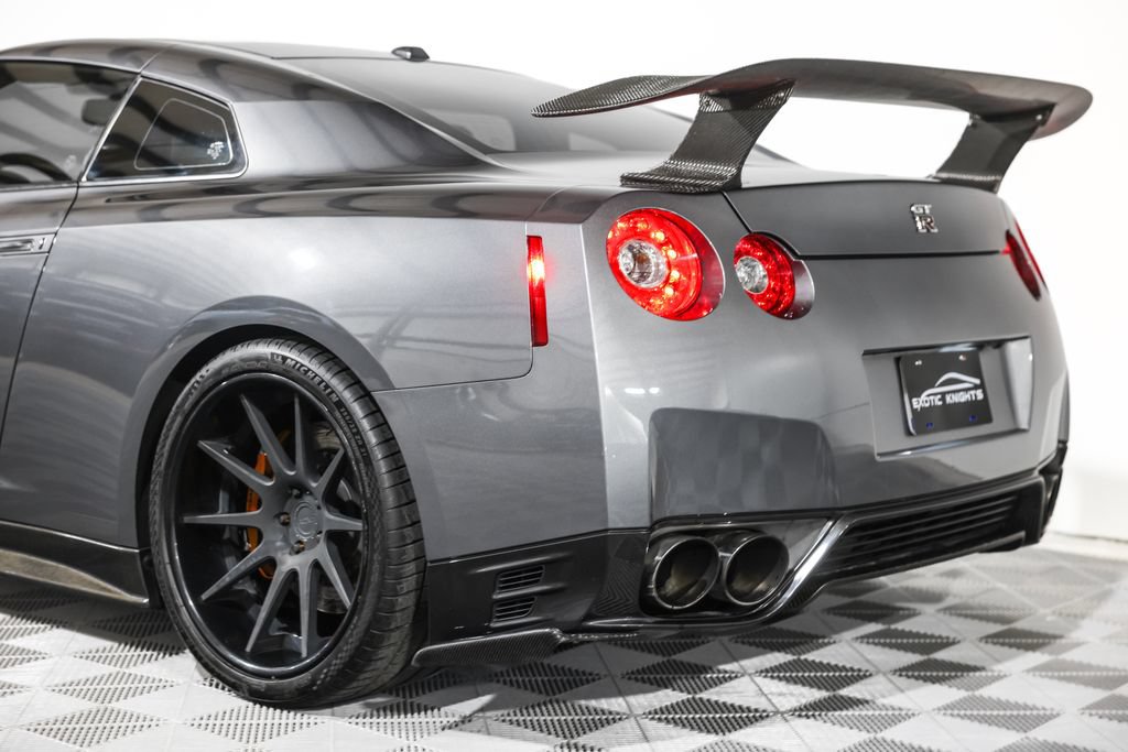 Used 2013 Nissan GT-R Premium AWD/4WD image 19
