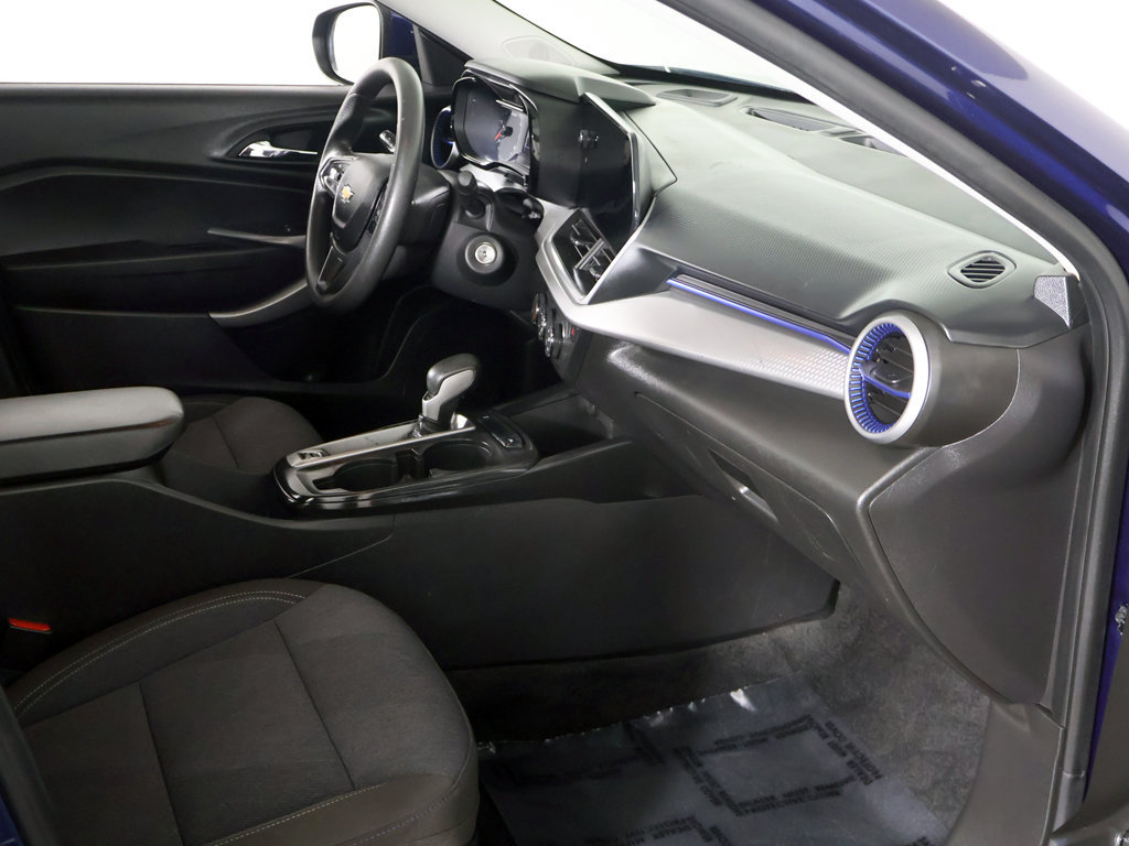Used 2024 Chevrolet Trax LS w/ LS Convenience Package FWD image 21