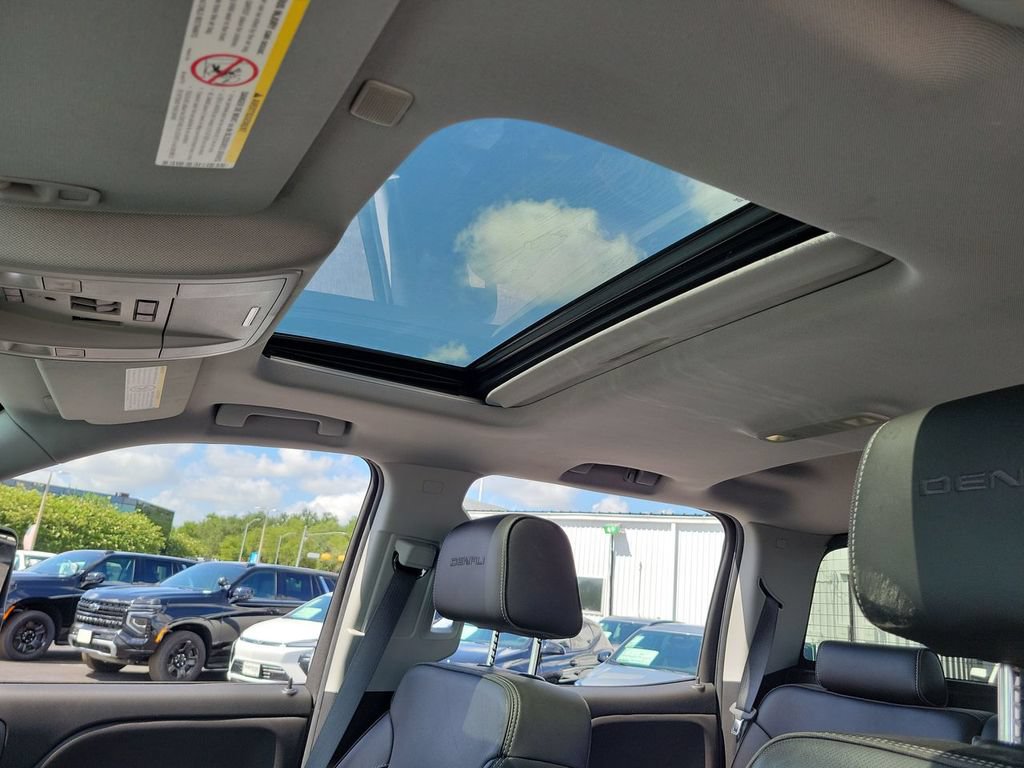 Used 2019 GMC Sierra 3500 Denali w/ Duramax Plus Package AWD/4WD image 18