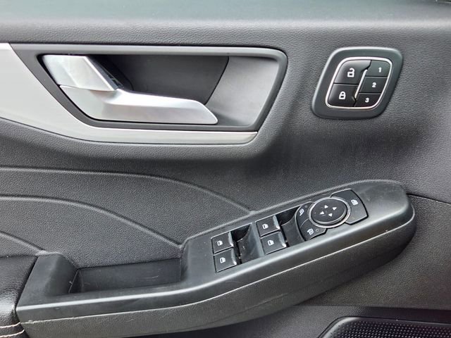 Certified 2023 Ford Escape Platinum image 30