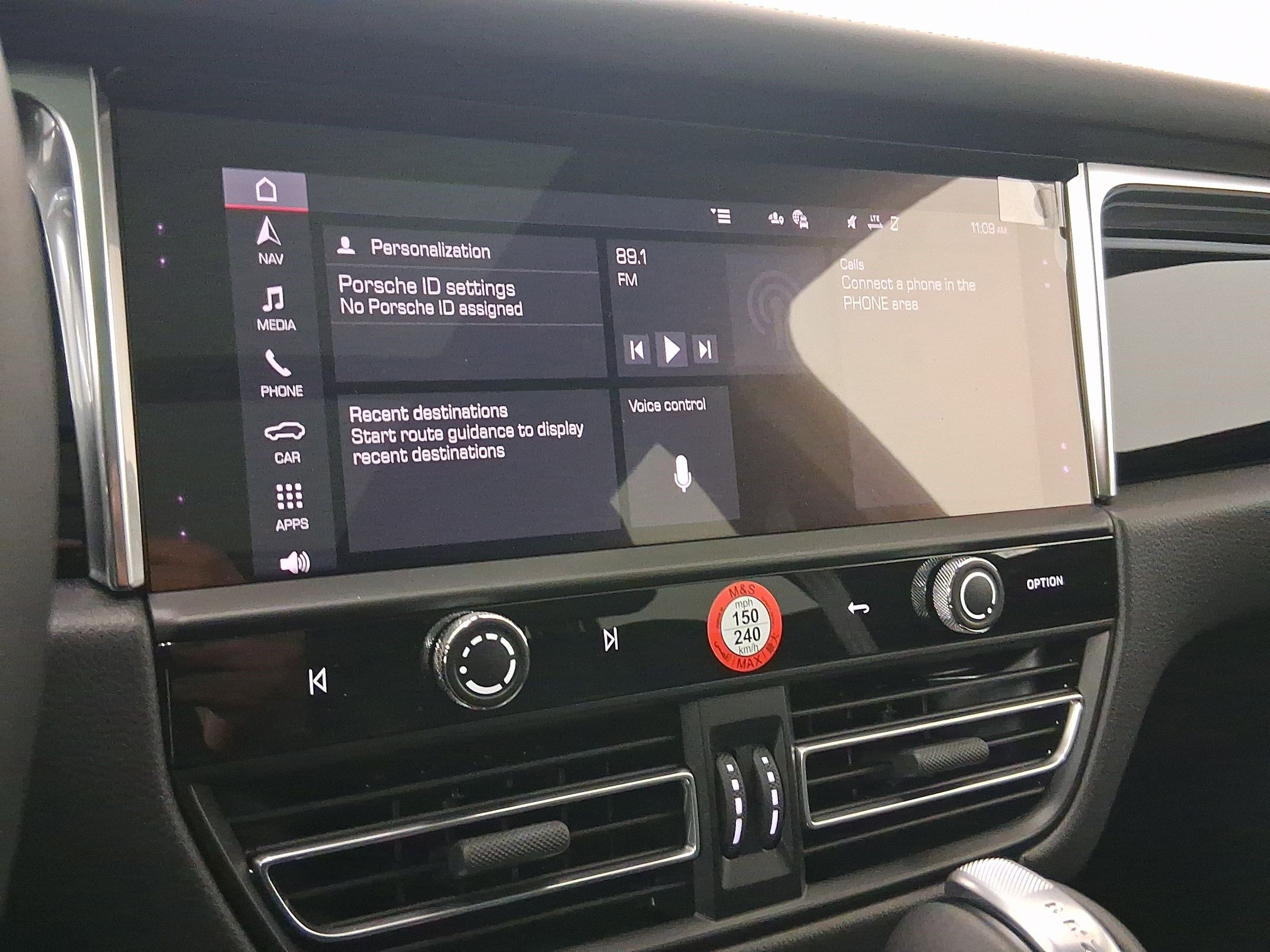 New 2026 Porsche Macan S image 24