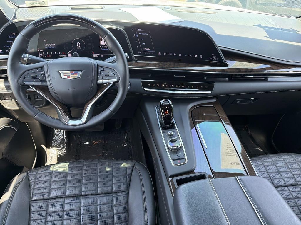 Used 2023 Cadillac Escalade Sport Platinum w/ LPO, ONYX Package image 7