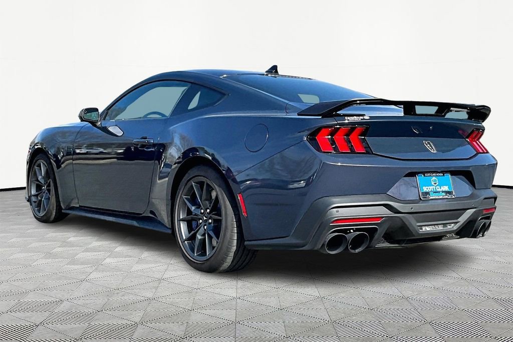 Used 2025 Ford Mustang Dark Horse image 4