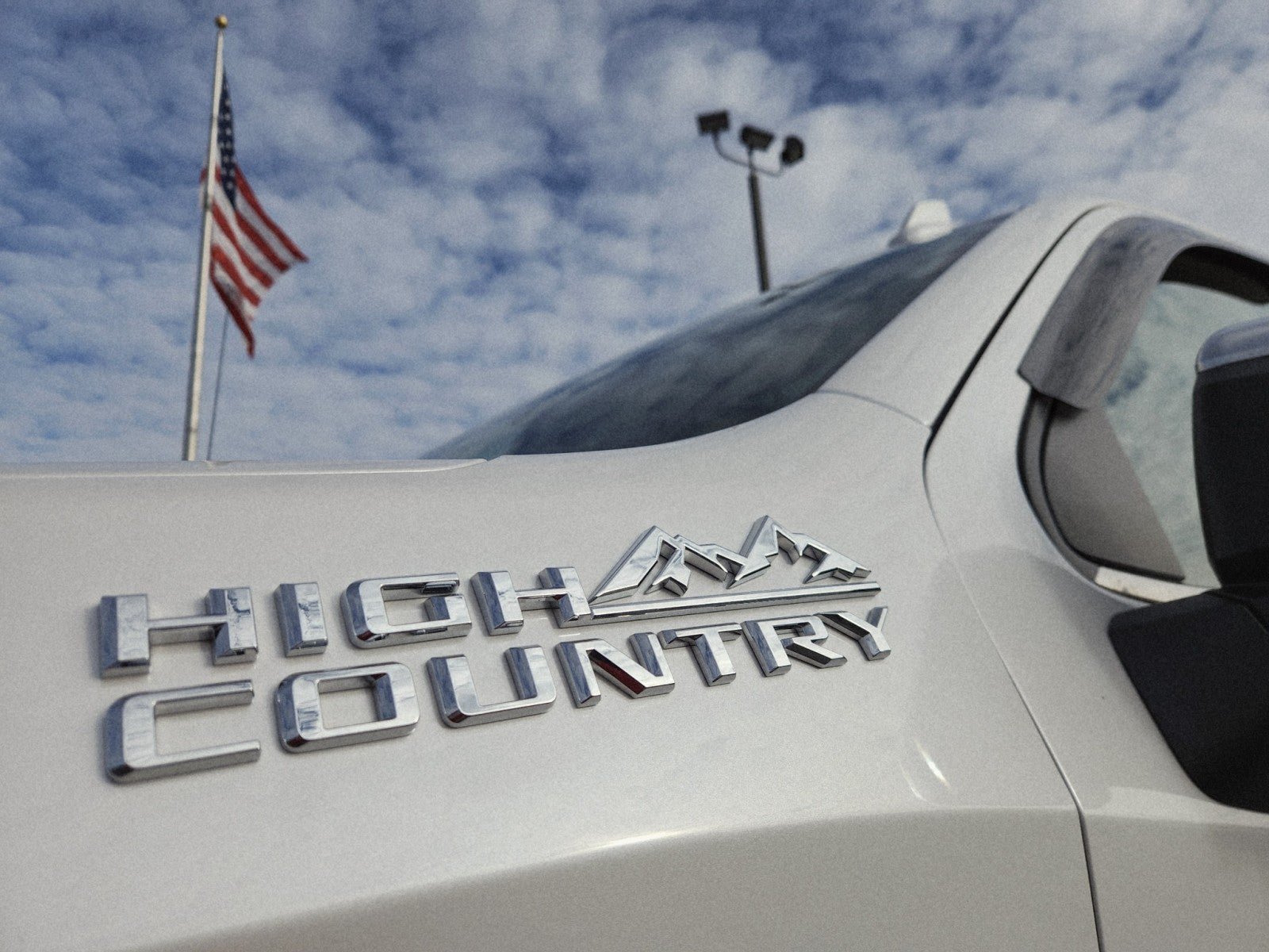 Used 2023 Chevrolet Silverado 1500 High Country w/ High Country Premium Package AWD/4WD image 10