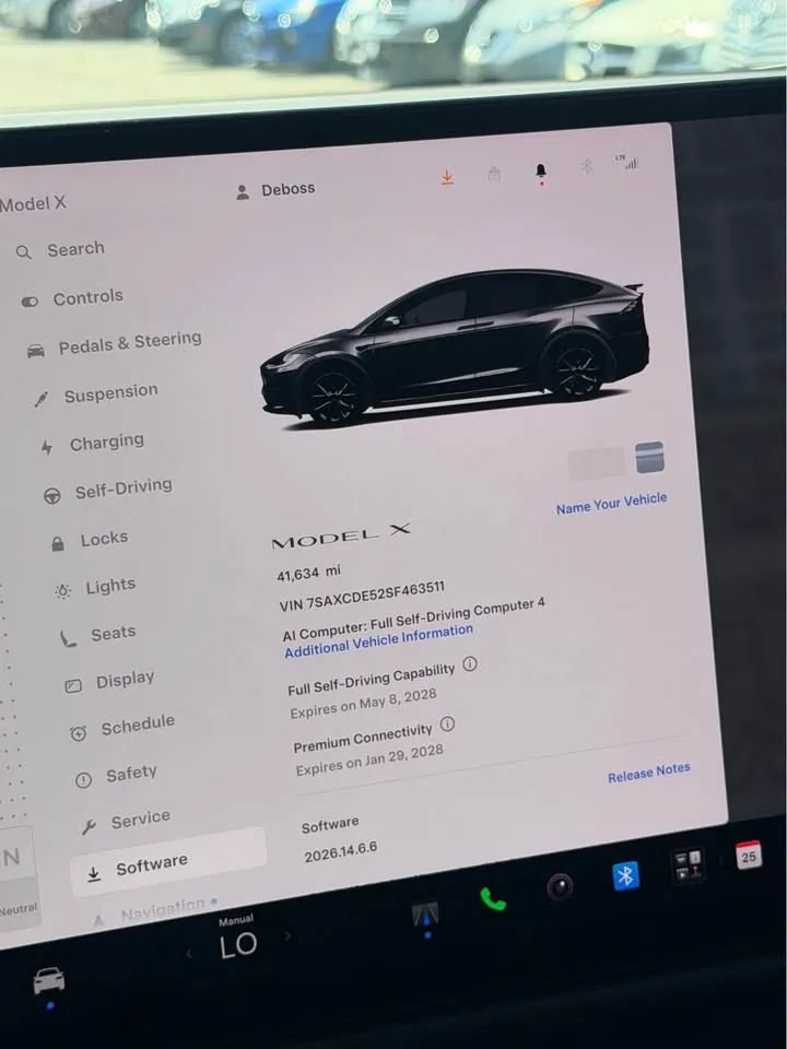 Used 2025 Tesla Model X AWD/4WD image 12