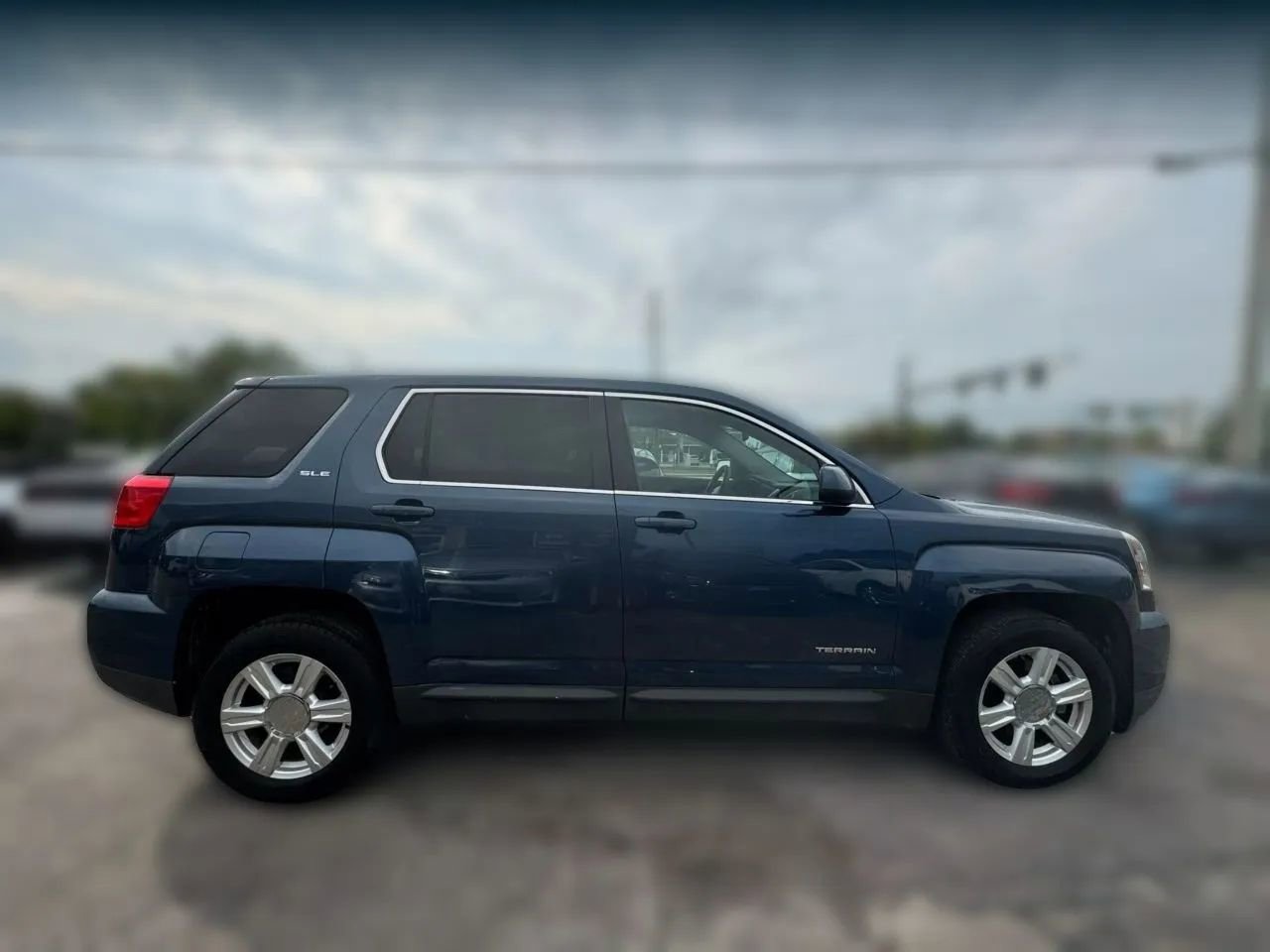 Used 2016 GMC Terrain SLE image 3