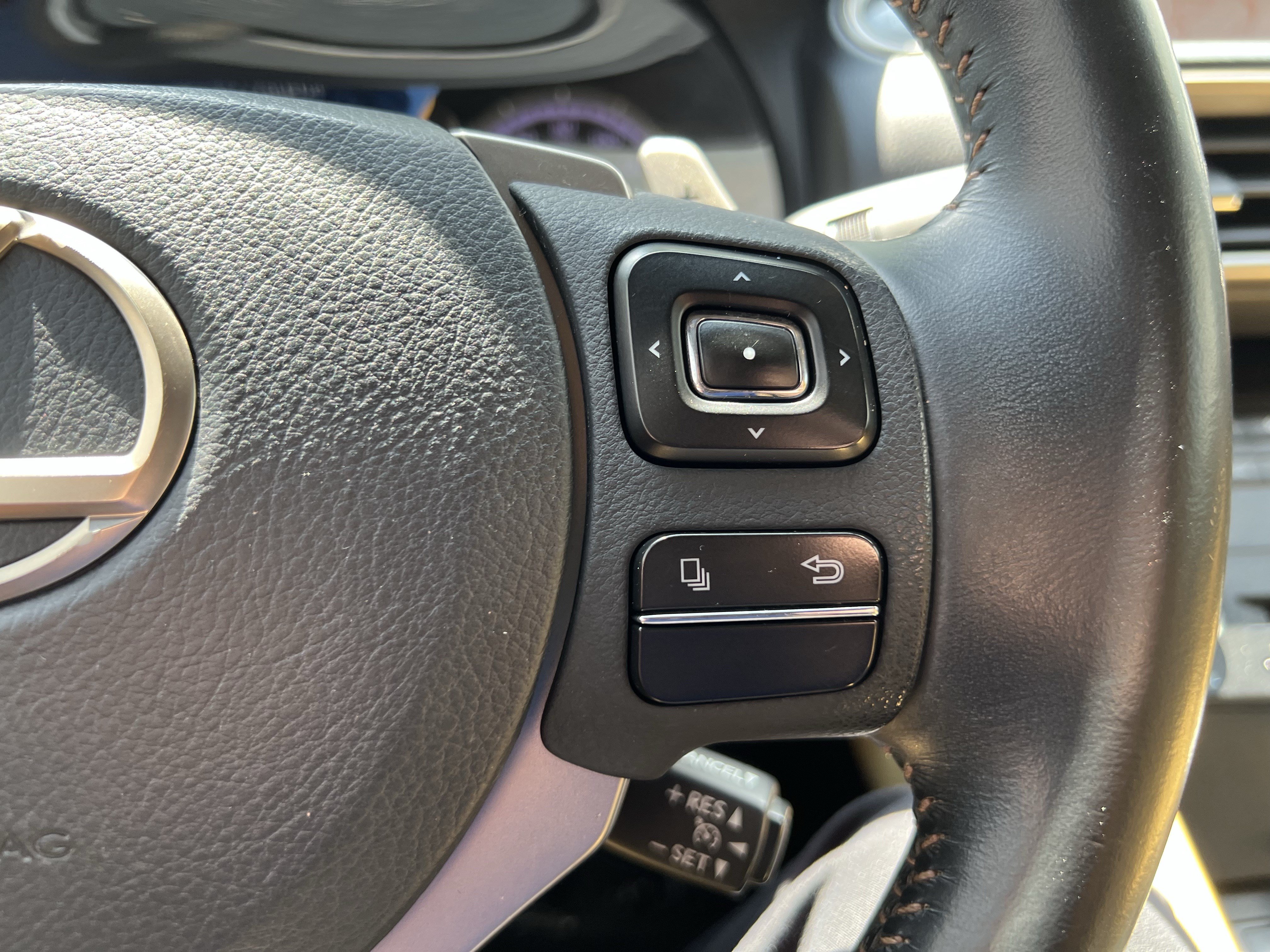 Used 2015 Lexus RC 350 w/ Navigation System Package RWD image 20