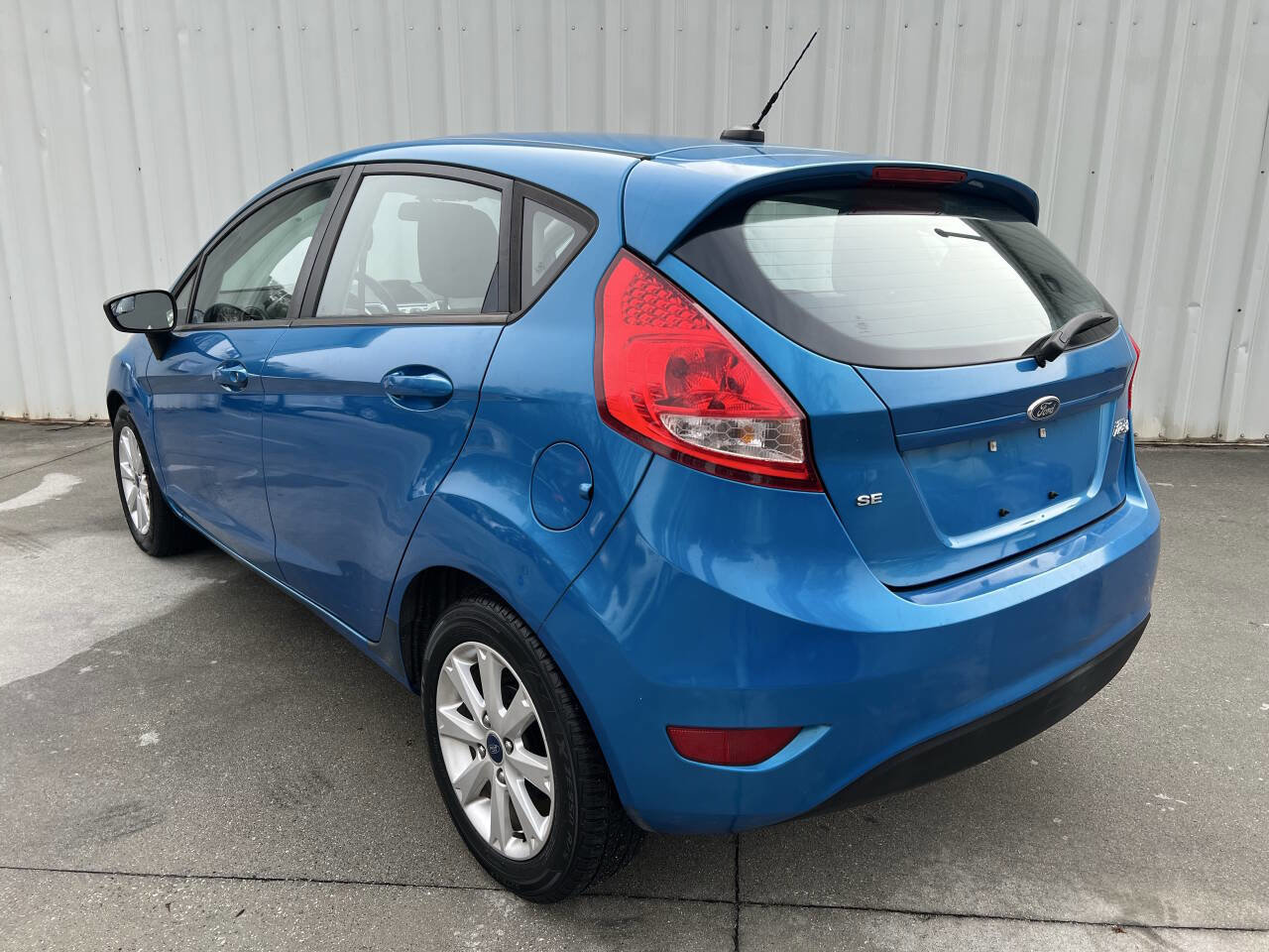 Used 2012 Ford Fiesta SE image 5