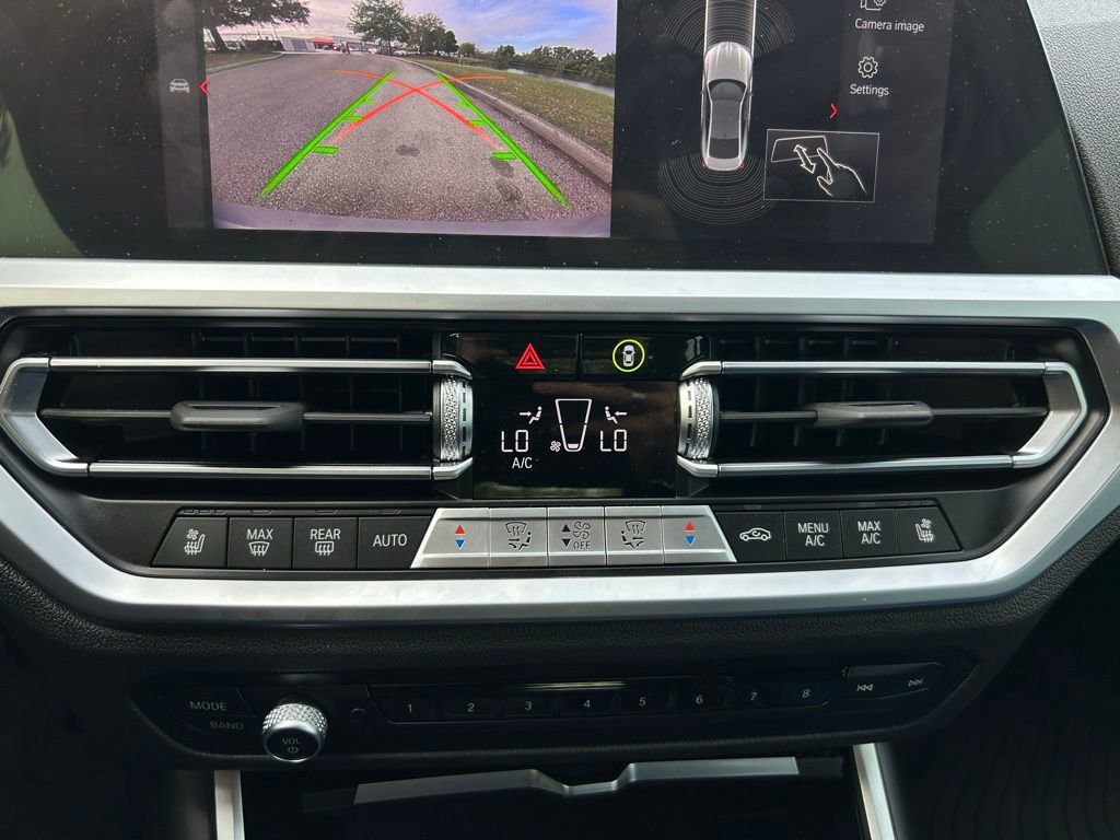 Used 2022 BMW M4 Coupe w/ Executive Package image 25