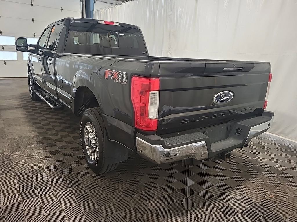 Used 2019 Ford F250 Lariat w/ Lariat Ultimate Package AWD/4WD image 7