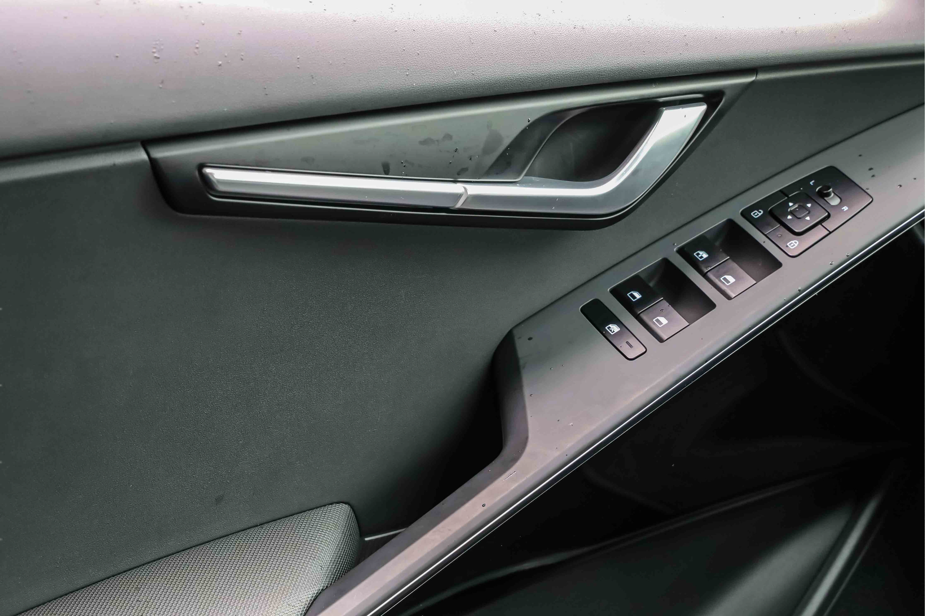 Certified 2025 Kia Niro Wind w/ Wind Preserve Package FWD image 20