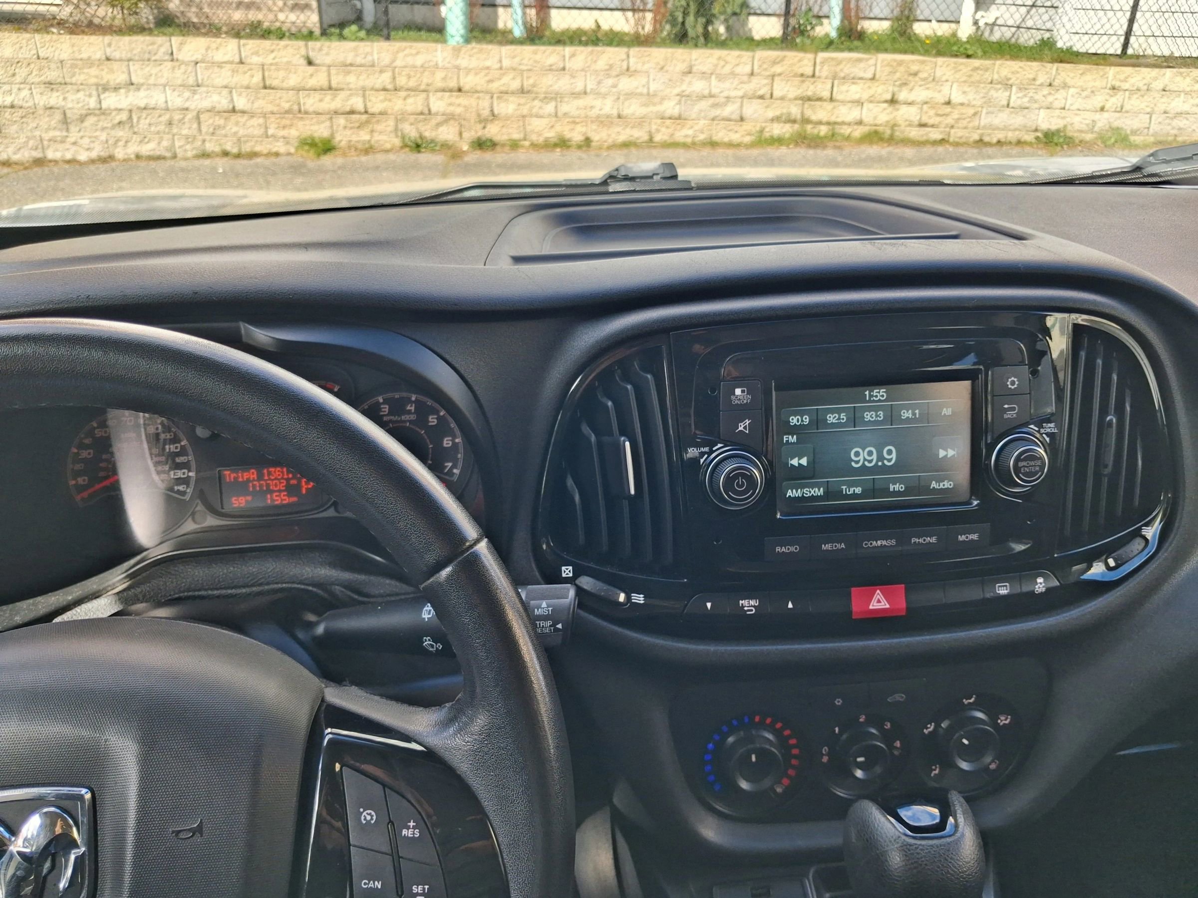 Used 2015 RAM ProMaster City Tradesman SLT image 11