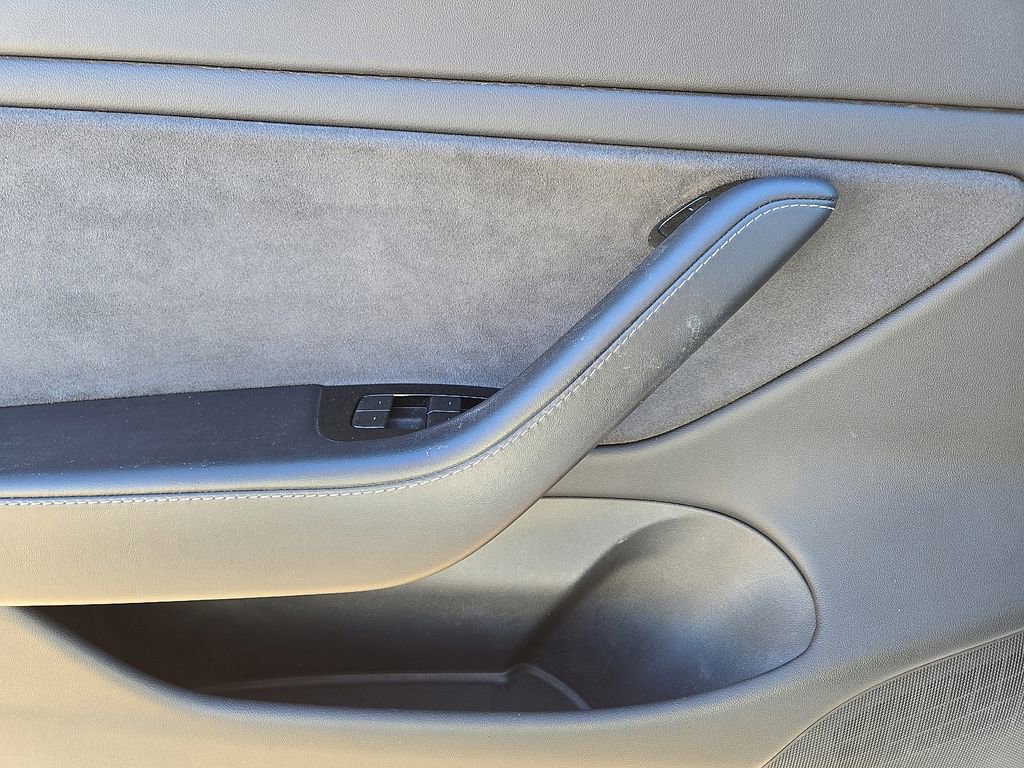 Used 2019 Tesla Model 3 Standard Range image 19