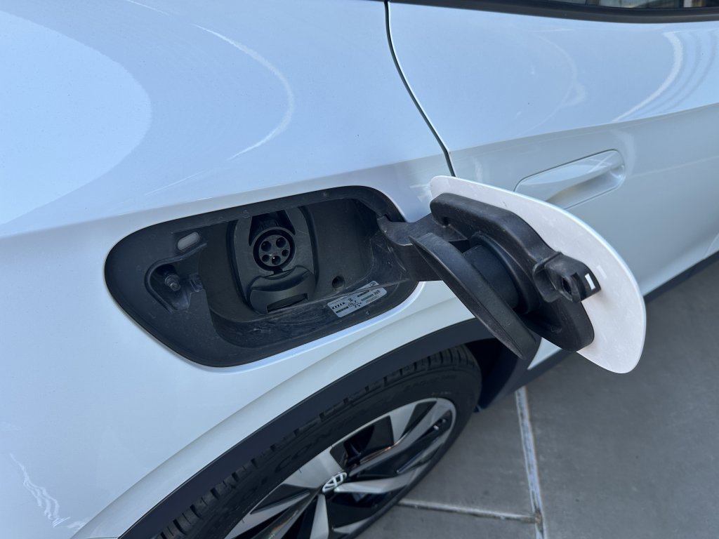 Used 2021 Volkswagen ID.4 1st Edition image 39