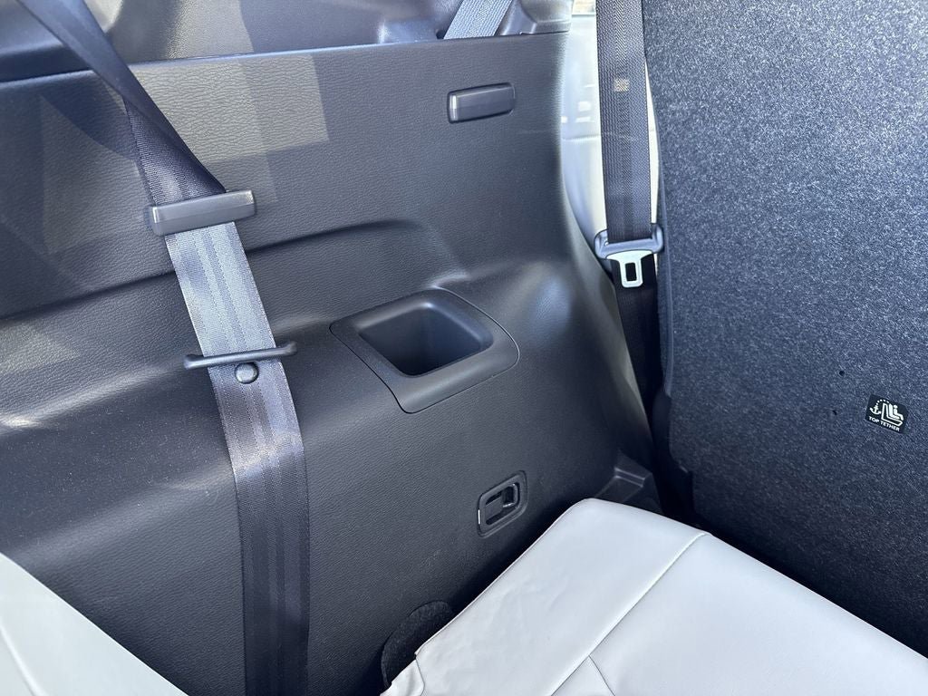 New 2025 Mitsubishi Outlander SE image 33