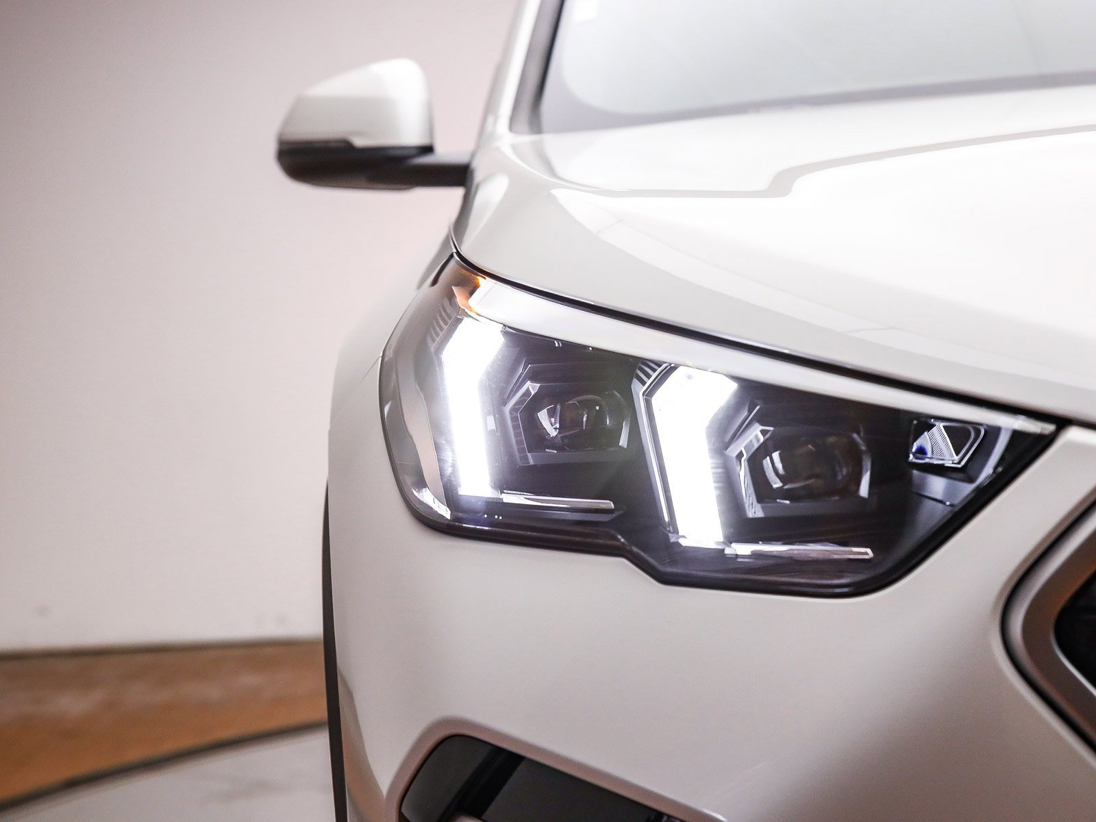 New 2026 BMW X2 xDrive28i w/ Convenience Package image 5