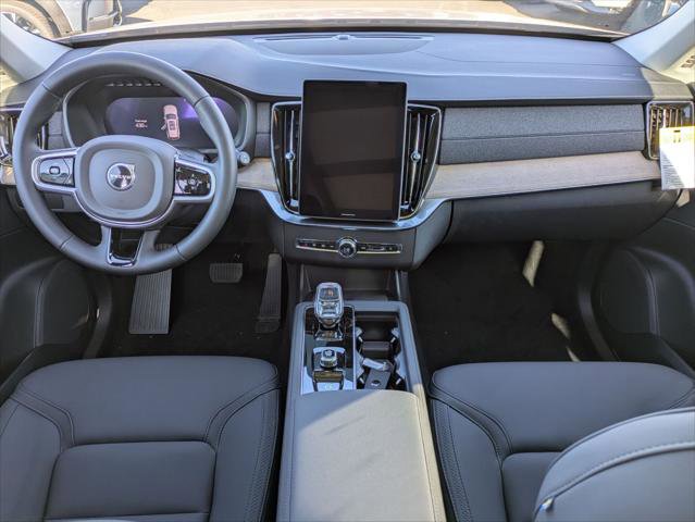 New 2026 Volvo XC90 B6 Core w/ Protection Package Premier image 12