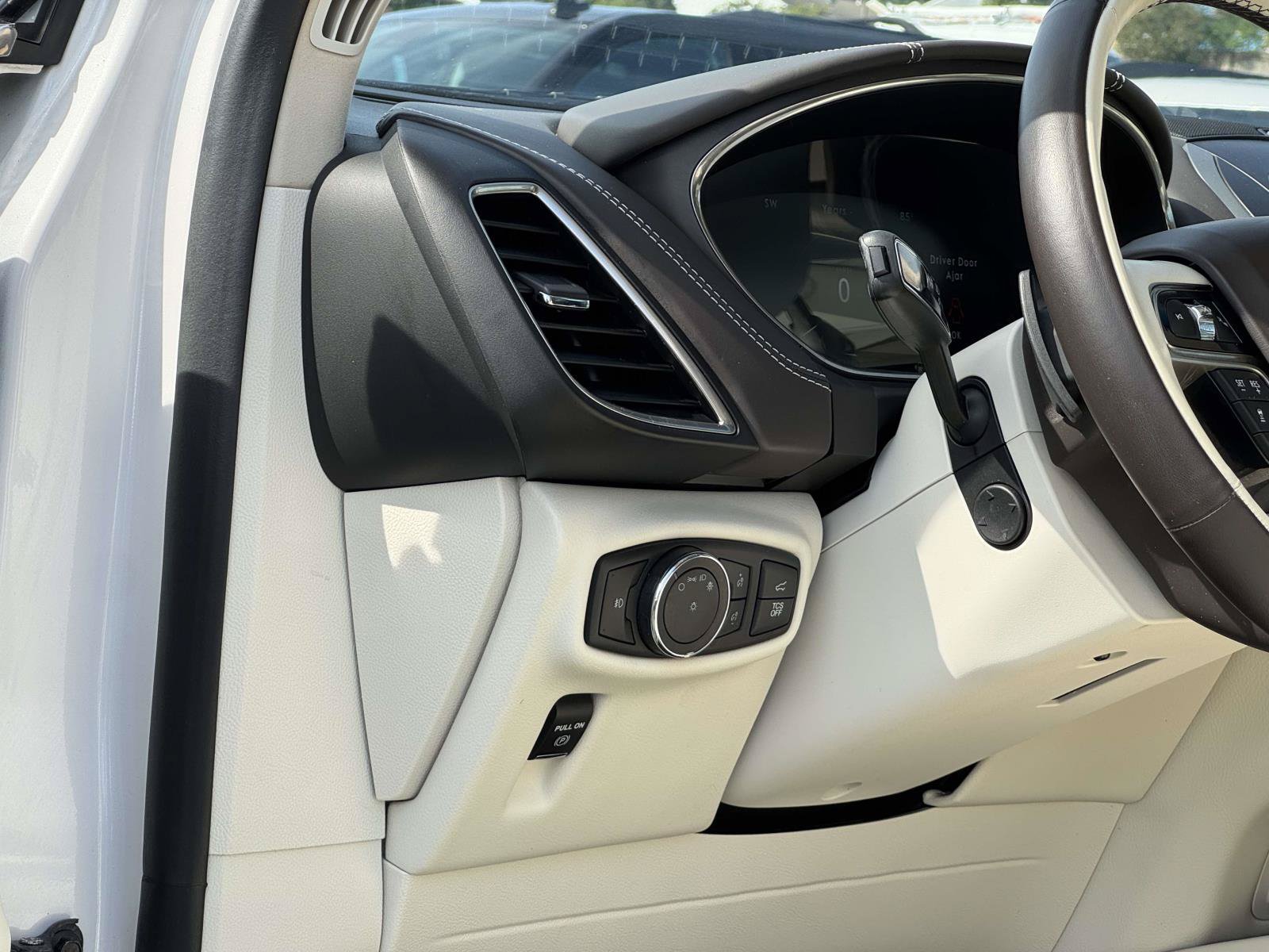 Used 2019 Lincoln Nautilus Black Label AWD/4WD image 13