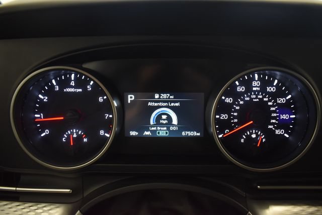 Used 2024 Kia Carnival LX FWD image 21