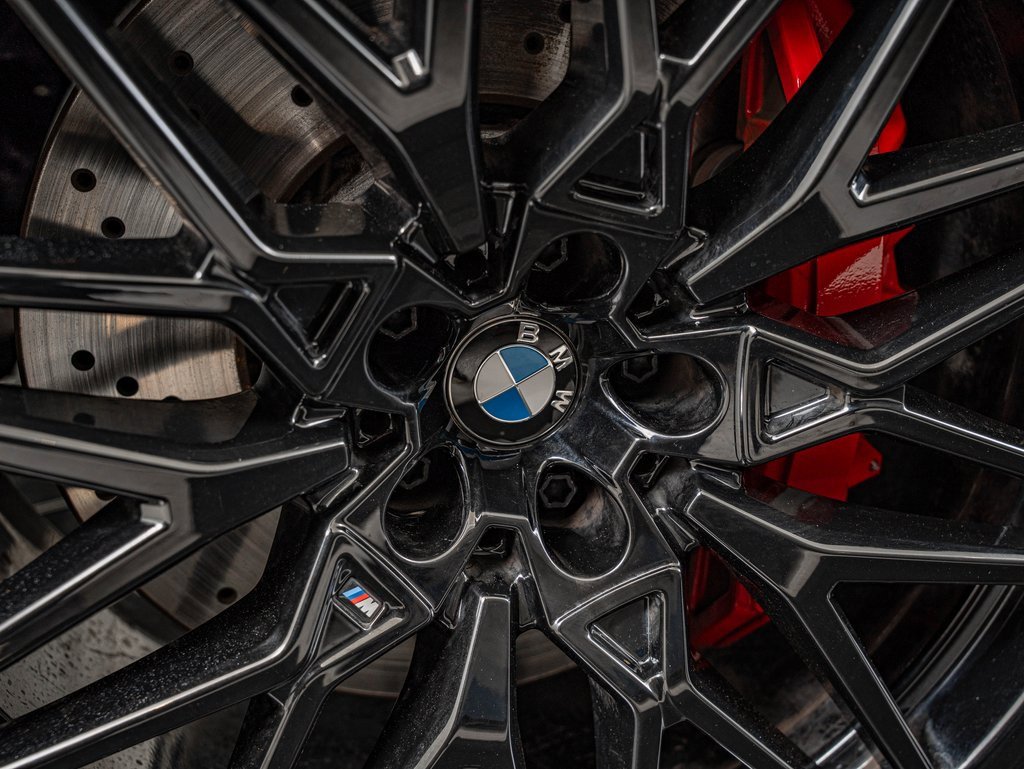 Used 2025 BMW X5 M Competition w/ Executive Package image 8