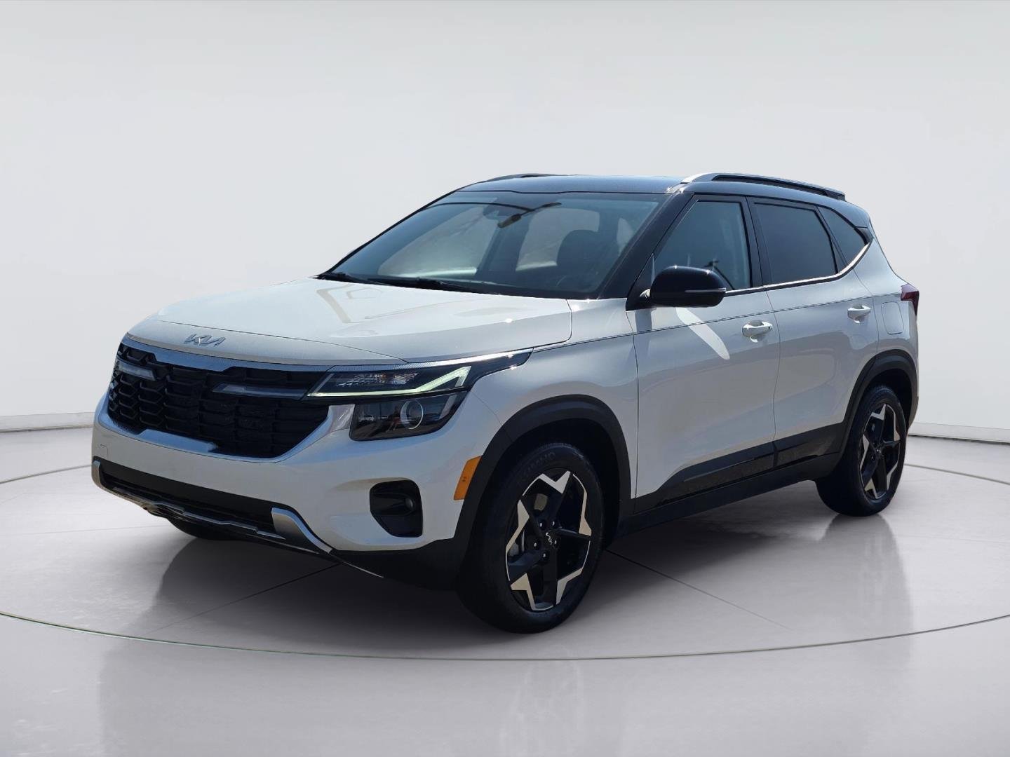 Used 2025 Kia Seltos S