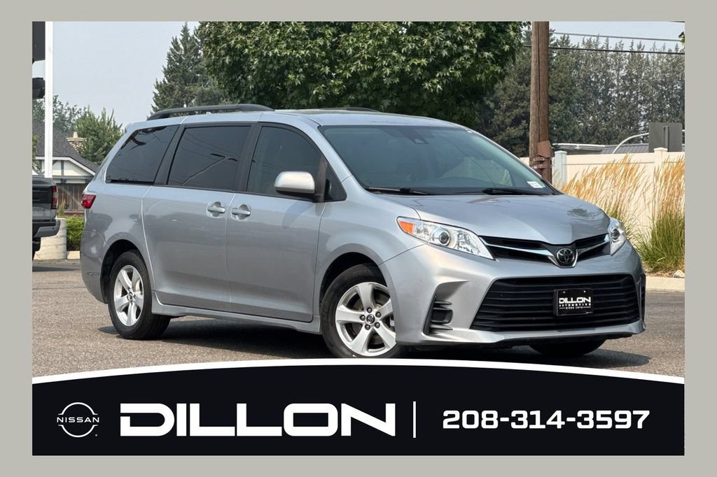 Used 2018 Toyota Sienna LE