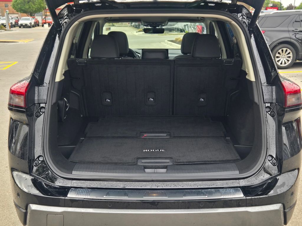 Used 2024 Nissan Rogue SL w/ SL Premium Package image 20