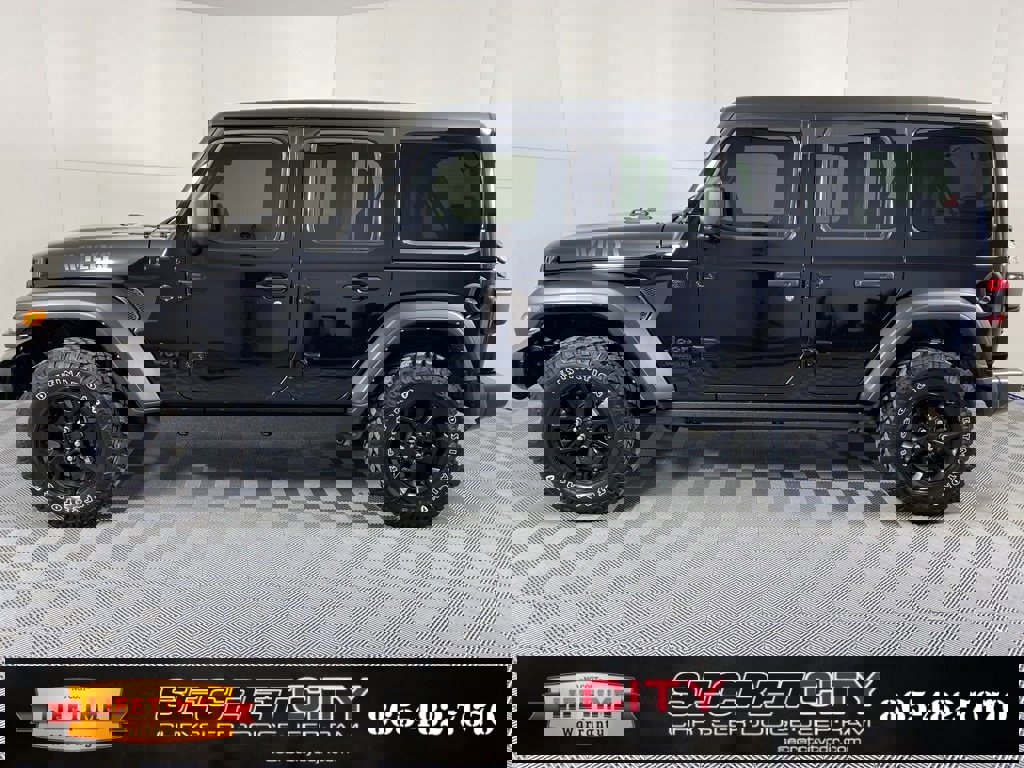 Used 2021 Jeep Wrangler Unlimited Sport image 4