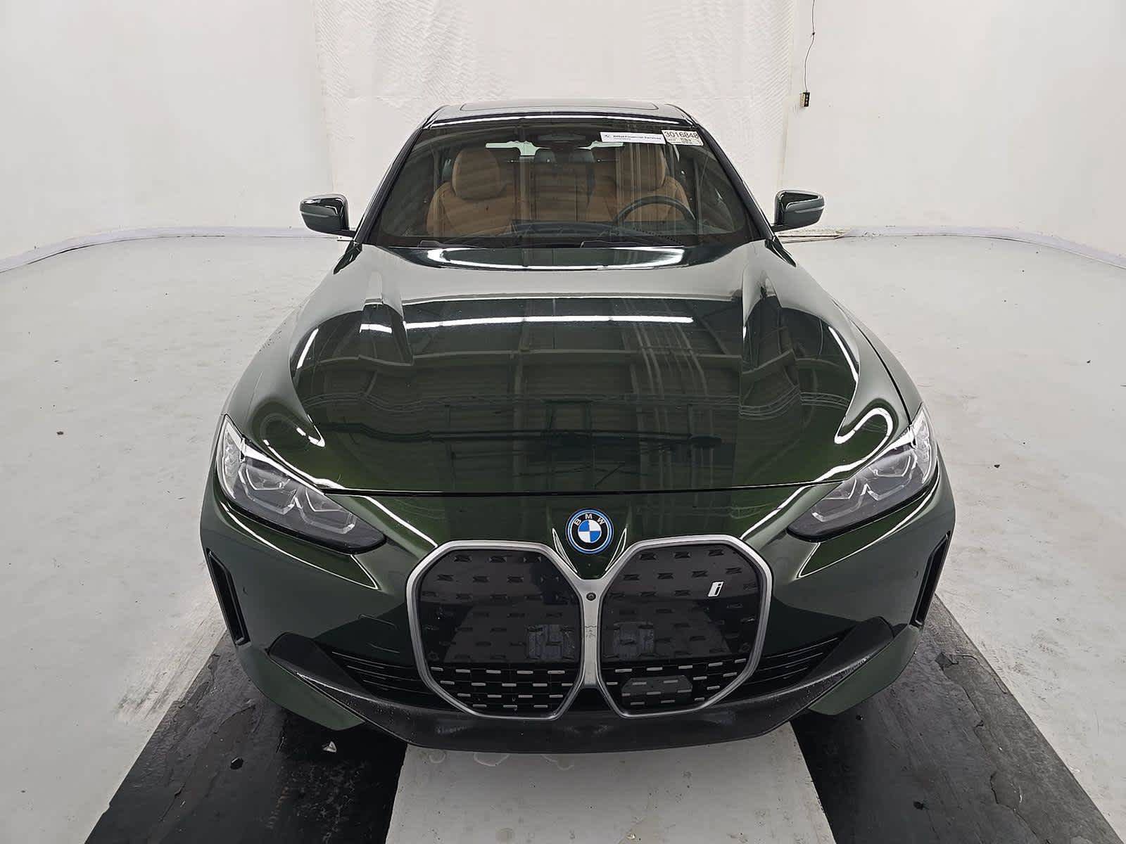 Used 2024 BMW i4 eDrive40 w/ Premium Package RWD image 2