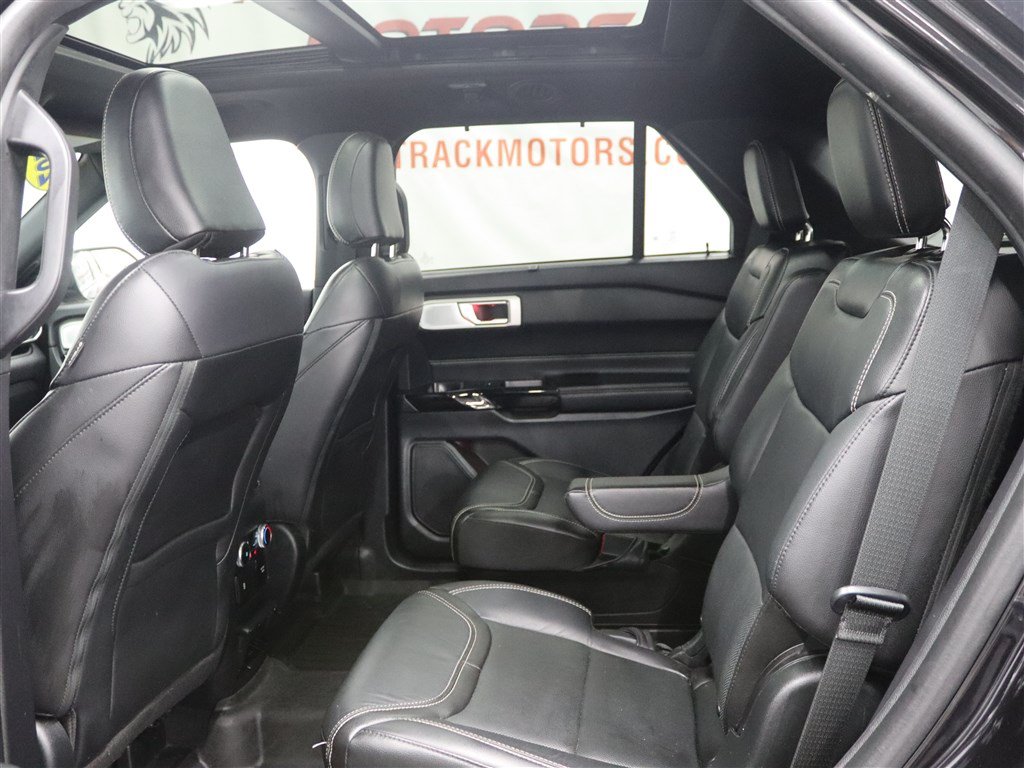 Used 2022 Ford Explorer ST w/ Equipment Group 401A AWD/4WD image 18