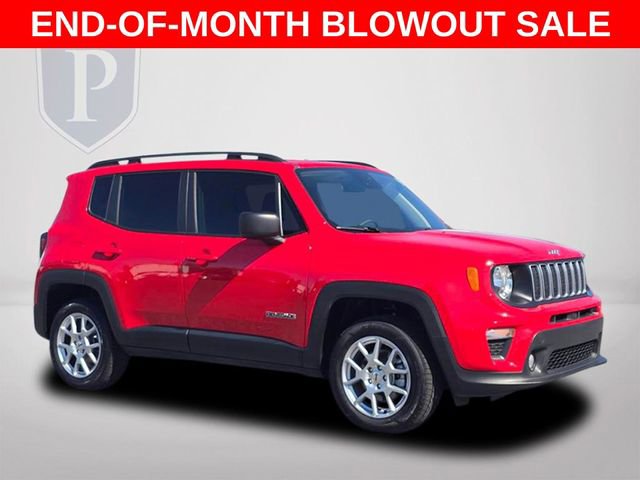 Used 2022 Jeep Renegade Latitude image 2